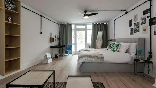 Apartments in Berlin Charlottenburg-Wilmersdorf - photo 5