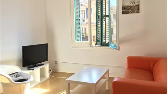 Rooms in Barcelona Eixample - photo 8