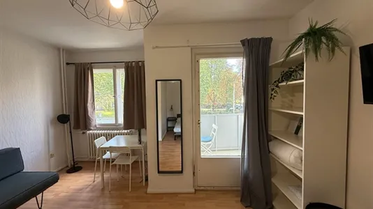 Apartments in Berlin Charlottenburg-Wilmersdorf - photo 5