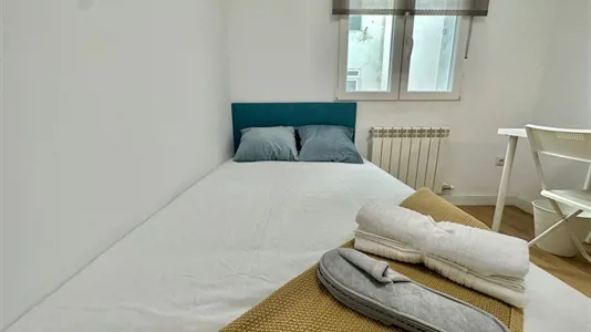 Rooms in Zaragoza - photo 3