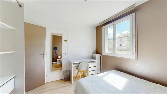 Rooms in Saint-Étienne - photo 3