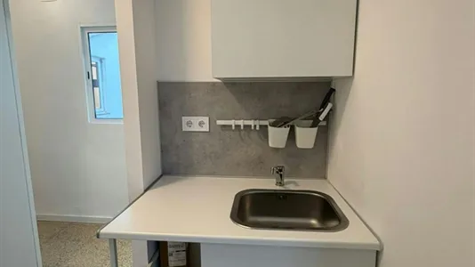 Rooms in Burjassot - photo 4