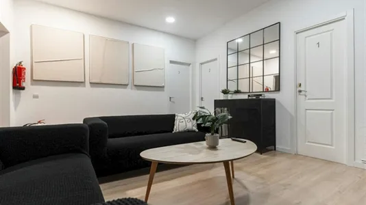 Rooms in Madrid Centro - photo 4