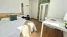 Room for rent, El Cerezo, Andalucía, &lt;span class=&quot;blurred street&quot; onclick=&quot;ProcessAdRequest(10121155)&quot;&gt;&lt;span class=&quot;hint&quot;&gt;See streetname&lt;/span&gt;[xxxxxxxxxxxxx]&lt;/span&gt;