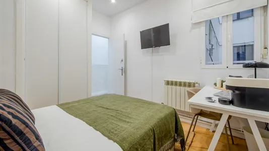 Rooms in Madrid Chamberí - photo 4