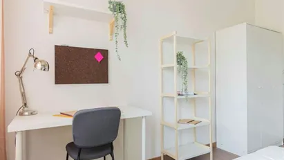 Room for rent in Roma Municipio XIV – Monte Mario, Rome