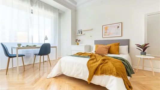 Rooms in Madrid Salamanca - photo 4