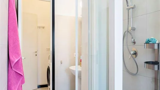 Rooms in Milano Zona 8 - Fiera, Gallaratese, Quarto Oggiaro - photo 9
