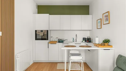 Apartments in Lyon - photo 2