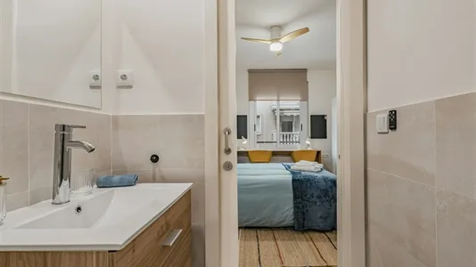 Rooms in Cornellà de Llobregat - photo 5