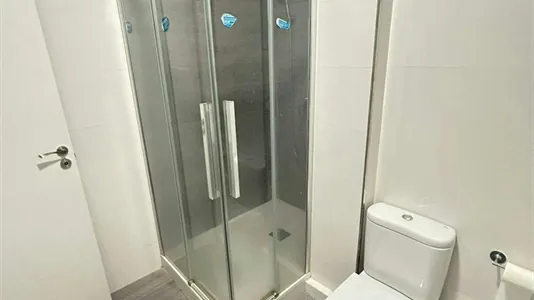 Rooms in Valencia Ciutat Vella - photo 5