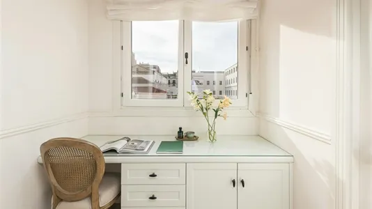 Apartments in Barcelona Eixample - photo 10