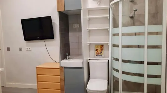 Rooms in Valencia Ciutat Vella - photo 10