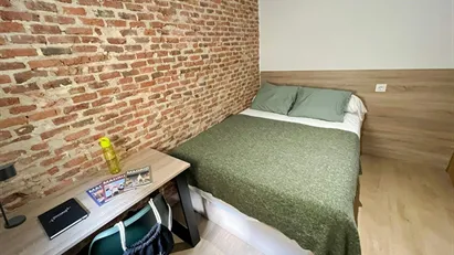Room for rent in Las Barranquillas, Comunidad de Madrid