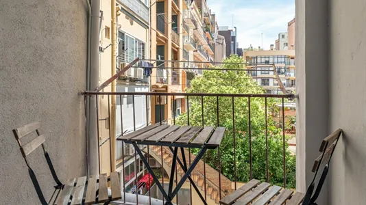 Rooms in Barcelona Eixample - photo 5