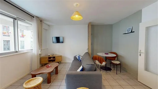 Apartments in Mulhouse - photo 4