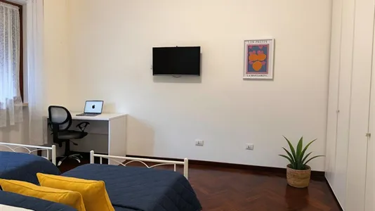 Rooms in Roma Municipio VIII – Appia Antica - photo 8