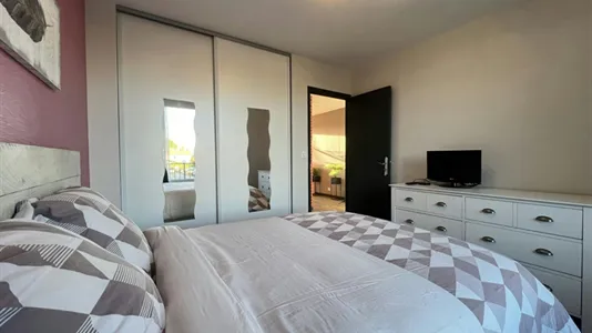 Apartments in Toulouse - photo 10