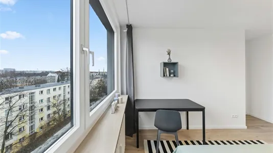 Rooms in Berlin Charlottenburg-Wilmersdorf - photo 2