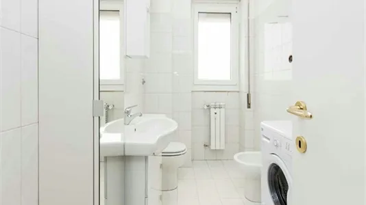 Rooms in Roma Municipio VIII – Appia Antica - photo 9