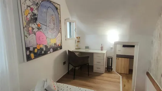 Rooms in Málaga - photo 10