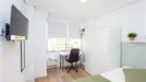 Room for rent, Valencia Camins al Grau, Valencia (region), &lt;span class=&quot;blurred street&quot; onclick=&quot;ProcessAdRequest(13017524)&quot;&gt;&lt;span class=&quot;hint&quot;&gt;See streetname&lt;/span&gt;[xxxxxxxxxxxxx]&lt;/span&gt;