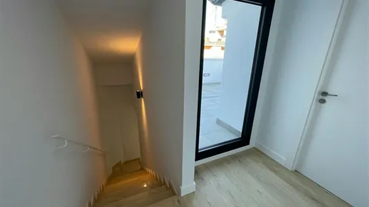 Rooms in El Prat de Llobregat - photo 10