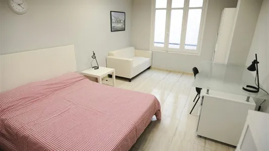 Rooms in Valencia Ciutat Vella - photo 4