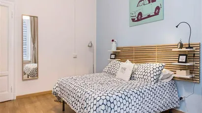 Room for rent in Milano Zona 1 - Centro storico, Milan Room for rent in Milano Zona 1 - Centro storico, Milan