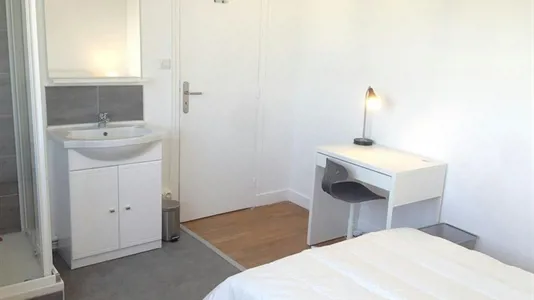 Rooms in Caen - photo 2