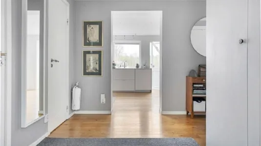 Houses in Nacka - photo 11