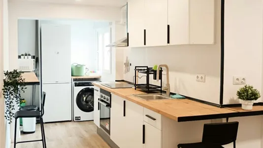 Rooms in Tarragona - photo 2