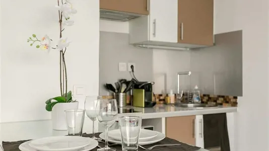 Apartments in Paris 16éme arrondissement (North) - photo 3
