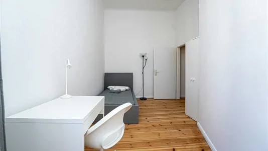 Rooms in Berlin Neukölln - photo 2