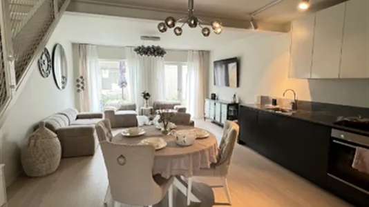 Houses in Eskilstuna - photo 2