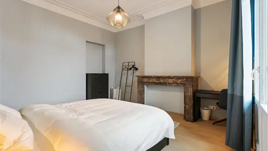 Rooms in Brussels Sint-Gillis - photo 2