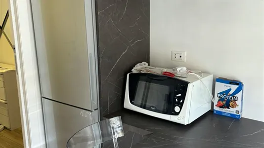 Rooms in Milano Zona 8 - Fiera, Gallaratese, Quarto Oggiaro - photo 10