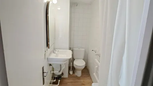 Rooms in Madrid Salamanca - photo 5