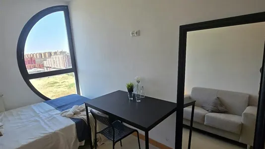 Rooms in Parla - photo 2