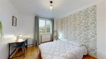 Room for rent in Chambéry, Auvergne-Rhône-Alpes