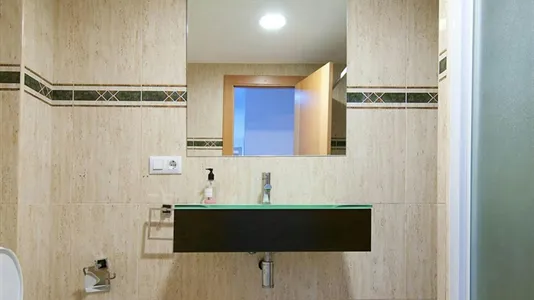 Rooms in Valencia Extramurs - photo 8