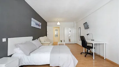 Room for rent in Alcalá de Henares, Comunidad de Madrid