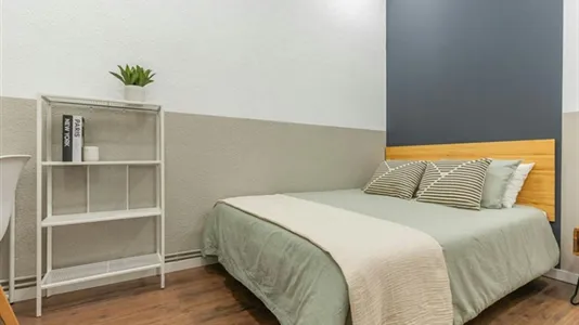 Rooms in Madrid Centro - photo 1