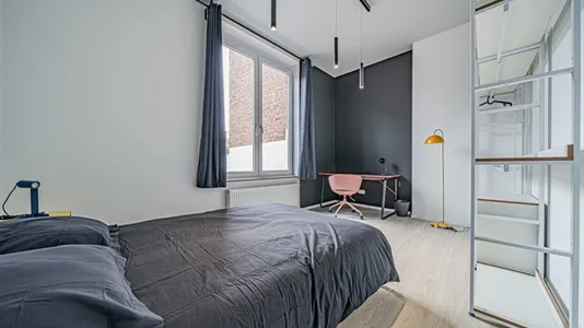 Rooms in Charleroi - photo 1