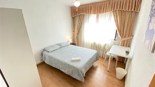 Rooms in Madrid Puente de Vallecas - photo 5