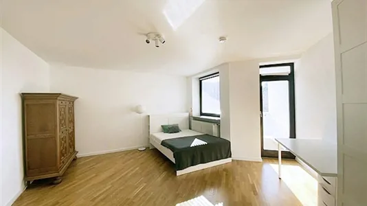 Rooms in Munich Moosach - photo 3
