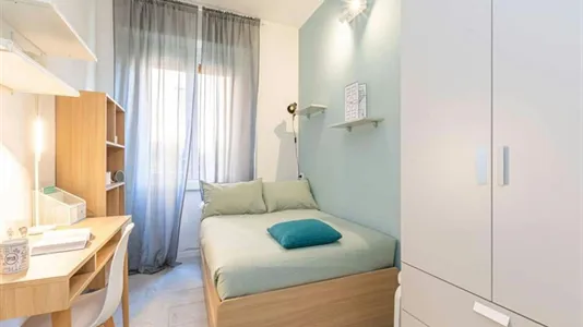 Rooms in Milano Zona 8 - Fiera, Gallaratese, Quarto Oggiaro - photo 6