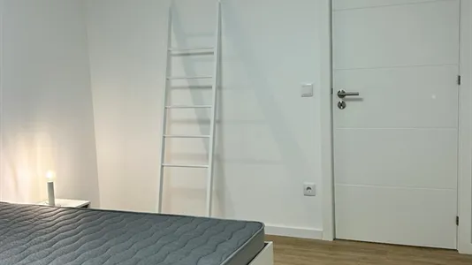 Rooms in Aveiro - photo 8
