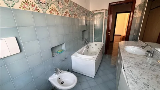 Rooms in Roma Municipio VIII – Appia Antica - photo 6