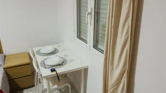 Rooms in Madrid Usera - photo 2